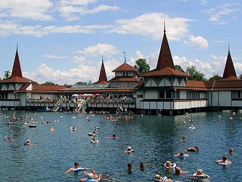 Joker Villa Apartmanhaus Hévíz Kültér fotó