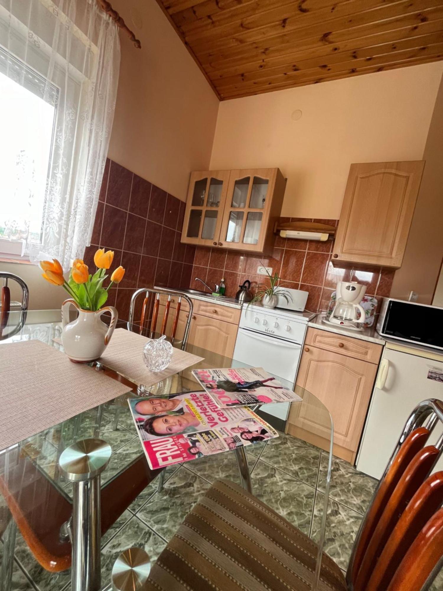 Joker Villa Apartmanhaus Hévíz Kültér fotó